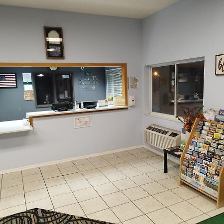 凯艺套房酒店 McCook 外观 照片