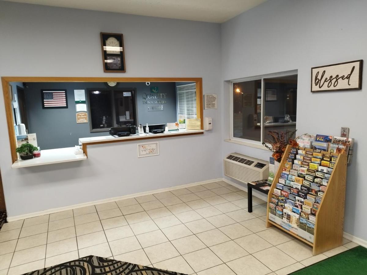 凯艺套房酒店 McCook 外观 照片